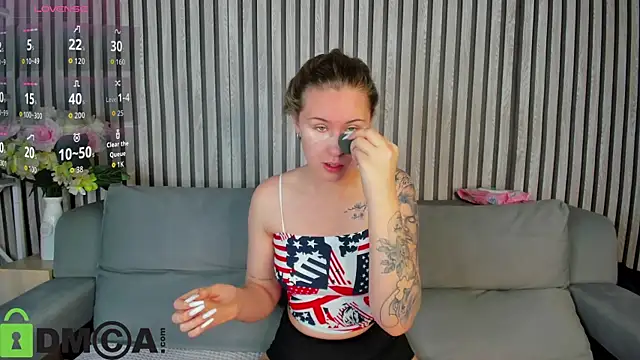 Elsie Cutties online show from 10/10/25, 01:06