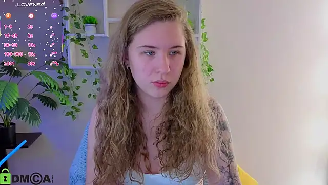 Elsie Cutties online show from 12/20/25, 01:41