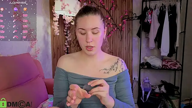 Elsie Cutties online show from 11/13/25, 10:08