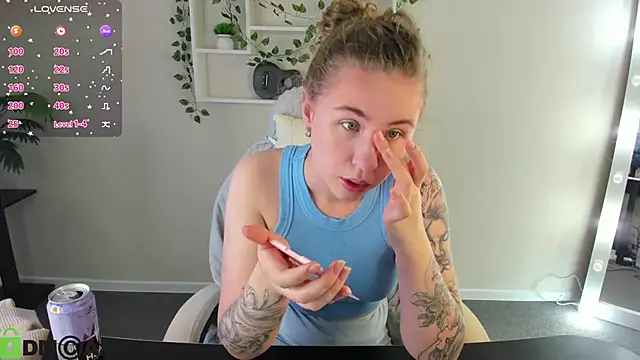 Elsie Cutties online show from 11/03/25, 01:11