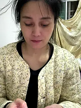 aoyo66 online show from 10/28/25, 01:32