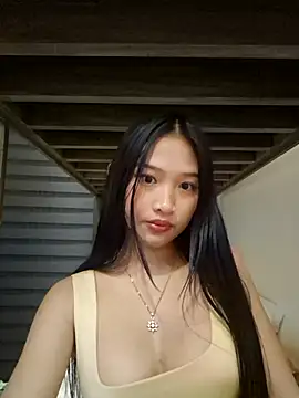 Bunny72772 online show from 10/28/25, 04:06