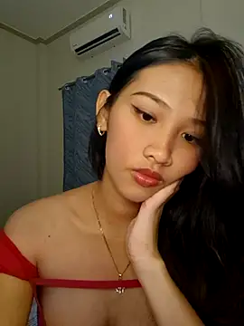 Bunny72772 online show from 12/14/25, 04:01