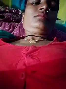 Pooja6060 online show from 10/07/25, 04:41