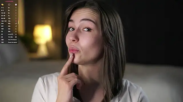 LettySlovacek online show from 11/21/25, 02:54