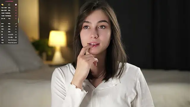 LettySlovacek online show from 11/12/25, 02:26