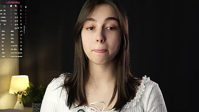 LettySlovacek online show from 03/18/26, 02:58