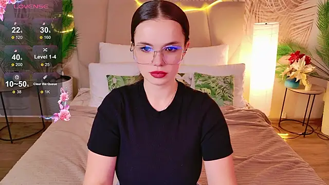 KellyHayden online show from 02/02/26, 05:23