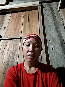 Snapshot of vtmbae chatting on 10/05/25, 10:22 vtmbae online show from 10/05/25, 10:22