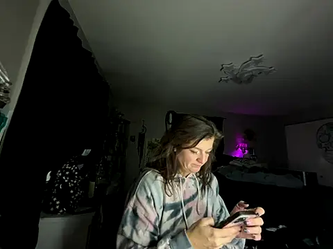 88heygirlhey88 online show from 11/07/25, 04:50