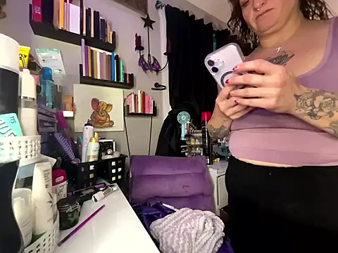 88heygirlhey88 online show from 01/12/26, 06:04