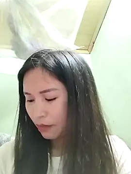 Snapshot of Mai4568 chatting on 10/10/25, 12:17 Mai4568 online show from 10/10/25, 12:17