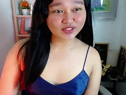 Eyes-on-me online show from 06/15/26, 04:45