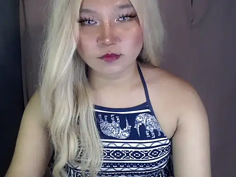 Eyes-on-me online show from 05/09/26, 05:49
