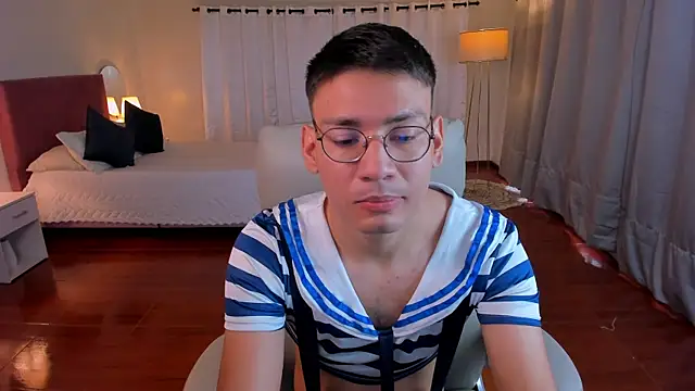 Snapshot of marcuswildx chatting on 10/18/25, 11:45 marcuswildx online show from 10/18/25, 11:45