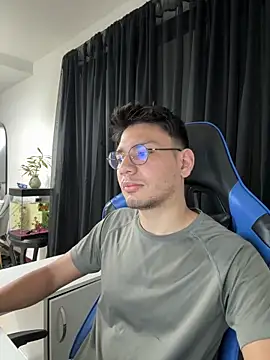 Snapshot of marcuswildx chatting on 01/06/26, 10:41 marcuswildx online show from 01/06/26, 10:41