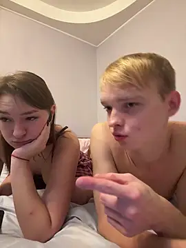 LinChka5789 online show from 11/03/25, 10:46