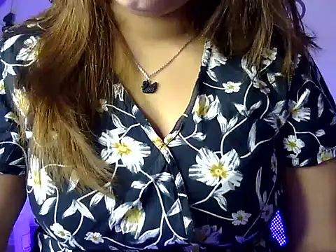 Aaliya02 online show from 02/19/26, 03:58