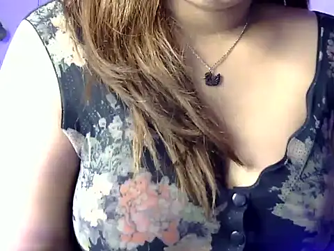 Aaliya02 online show from 02/21/26, 09:55