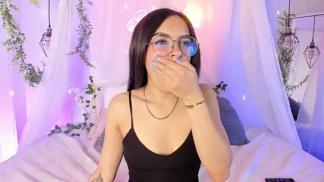 eimi rosse18 online show from 03/13/26, 12:43