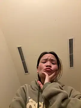    Dorry02    online show from 11/24/25, 02:28