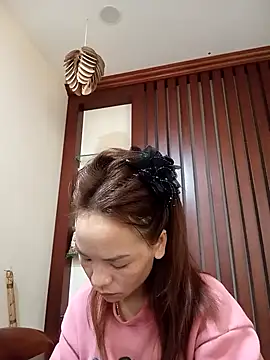    Dorry02    online show from 12/21/25, 04:14