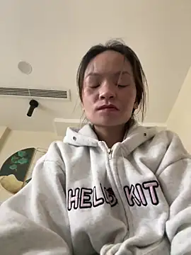    Dorry02    online show from 10/07/25, 04:13