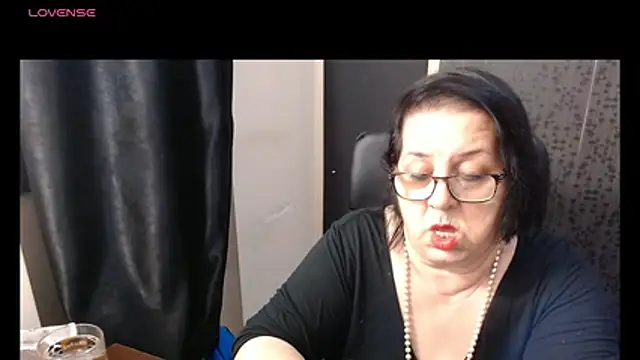 MissSanjanne online show from 02/25/26, 07:14