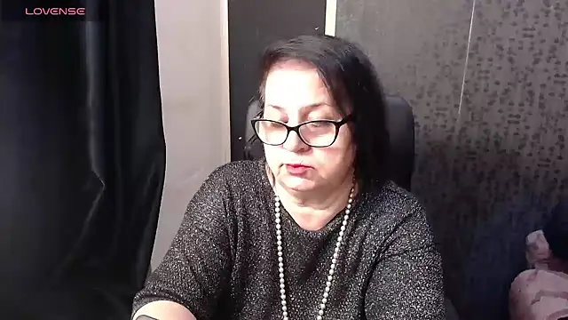 MissSanjanne online show from 04/21/26, 01:42