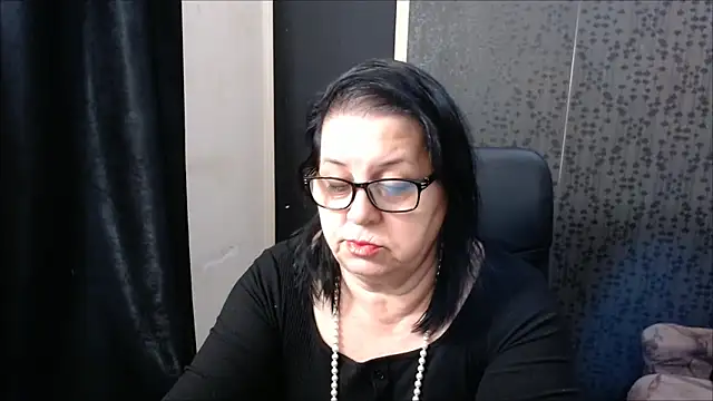 Snapshot of MissSanjanne chatting on 03/18/25, 03:33 MissSanjanne online show from 03/18/25, 03:33