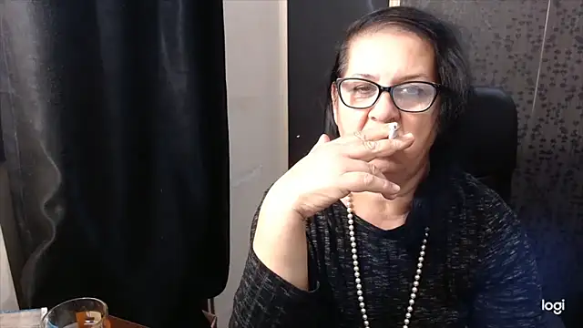 Snapshot of MissSanjanne chatting on 11/09/25, 08:02 MissSanjanne online show from 11/09/25, 08:02