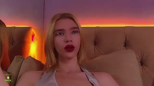 Snapshot of RobertDevine chatting on 11/27/25, 04:40 RobertDevine online show from 11/27/25, 04:40