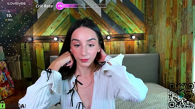 Snapshot of Elliizabeth chatting on 10/22/25, 07:19 Elliizabeth online show from 10/22/25, 07:19