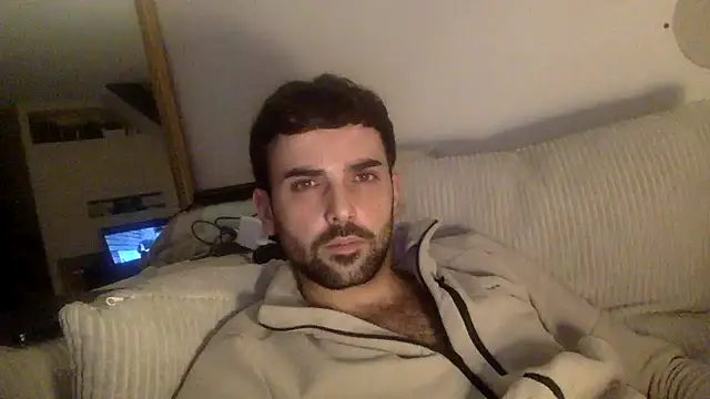 Snapshot of eauminerale chatting on 02/10/26, 09:36 eauminerale online show from 02/10/26, 09:36