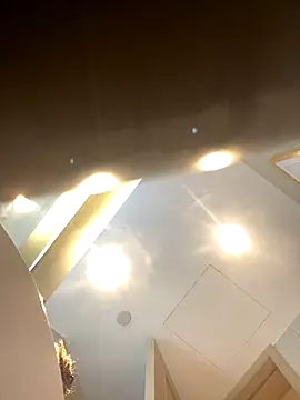 miumiu-66 online show from 10/20/25, 03:01