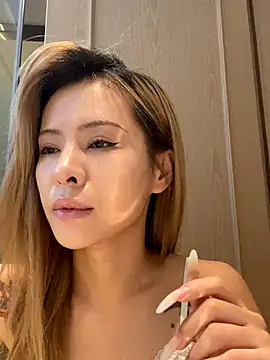 miumiu-66 online show from 11/14/25, 03:37