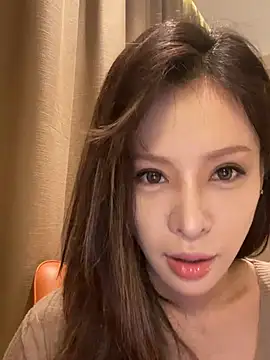 miumiu-66 online show from 05/18/26, 08:02