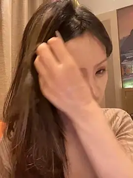 miumiu-66 online show from 05/15/26, 05:00