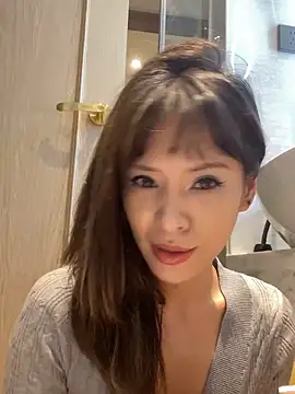 miumiu-66 online show from 05/06/26, 10:30