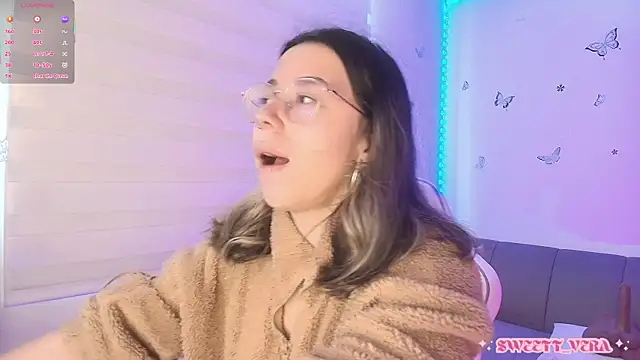 sweettvera online show from 04/17/26, 01:36