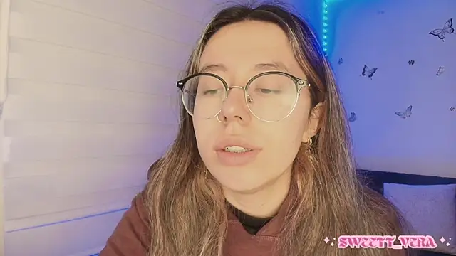 sweettvera online show from 10/30/25, 10:13