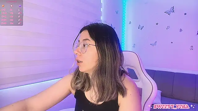 sweettvera online show from 04/13/26, 01:04