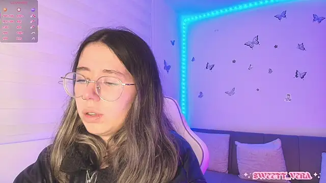 Snapshot of sweettvera chatting on 05/17/26, 04:01 sweettvera online show from 05/17/26, 04:01