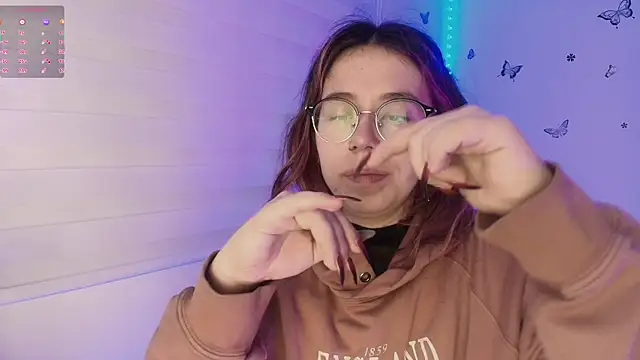 sweettvera online show from 11/15/25, 10:52