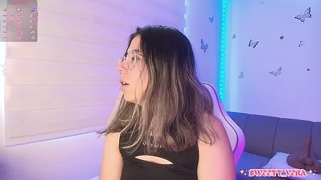 Snapshot of sweettvera chatting on 04/23/26, 12:51 sweettvera online show from 04/23/26, 12:51