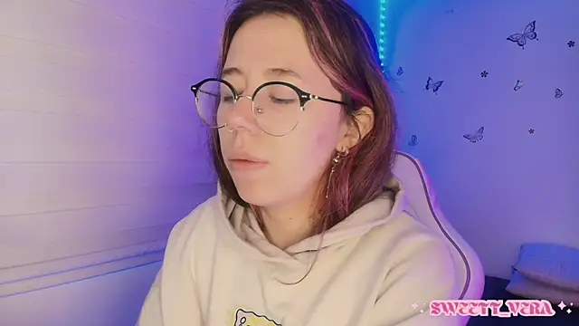 sweettvera online show from 11/18/25, 11:02