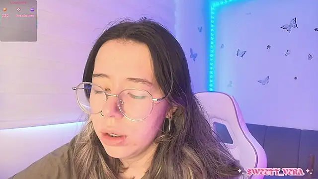 Snapshot of sweettvera chatting on 05/11/26, 01:01 sweettvera online show from 05/11/26, 01:01