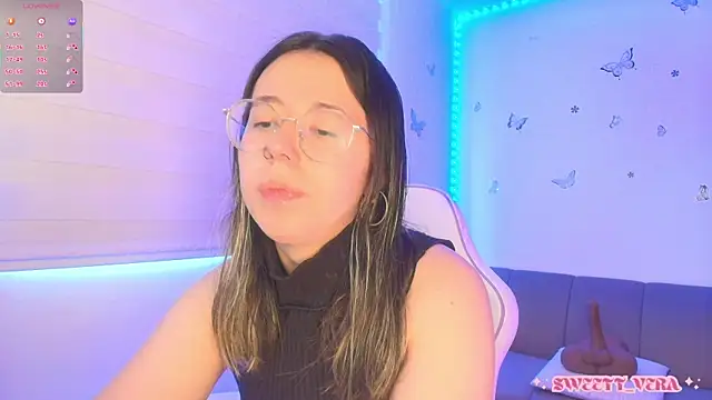 Snapshot of sweettvera chatting on 06/12/26, 01:42 sweettvera online show from 06/12/26, 01:42