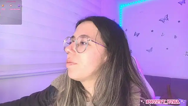 Snapshot of sweettvera chatting on 06/25/26, 03:15 sweettvera online show from 06/25/26, 03:15