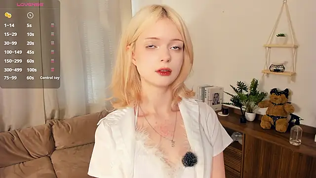 LaureMestler online show from 03/18/26, 08:39